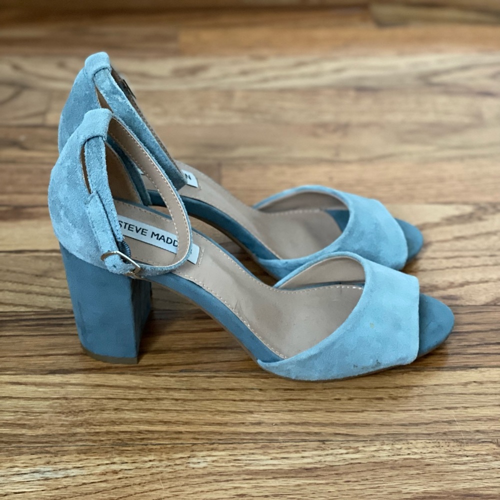Steven Madden Two-tone suede blue heels